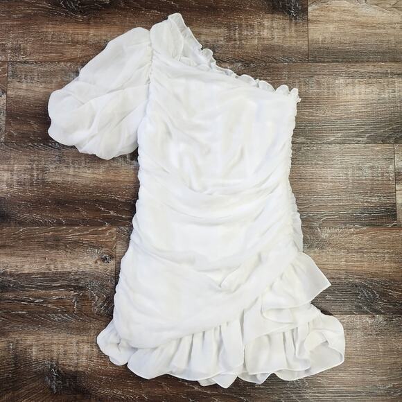 Mergim Magda Bridal One Shoulder Dress White Size 2 US Size Medium *No Belt* NWT - Picture 3 of 12